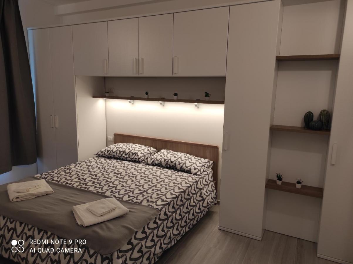 Blu Apartment Civitanova Marche Esterno foto