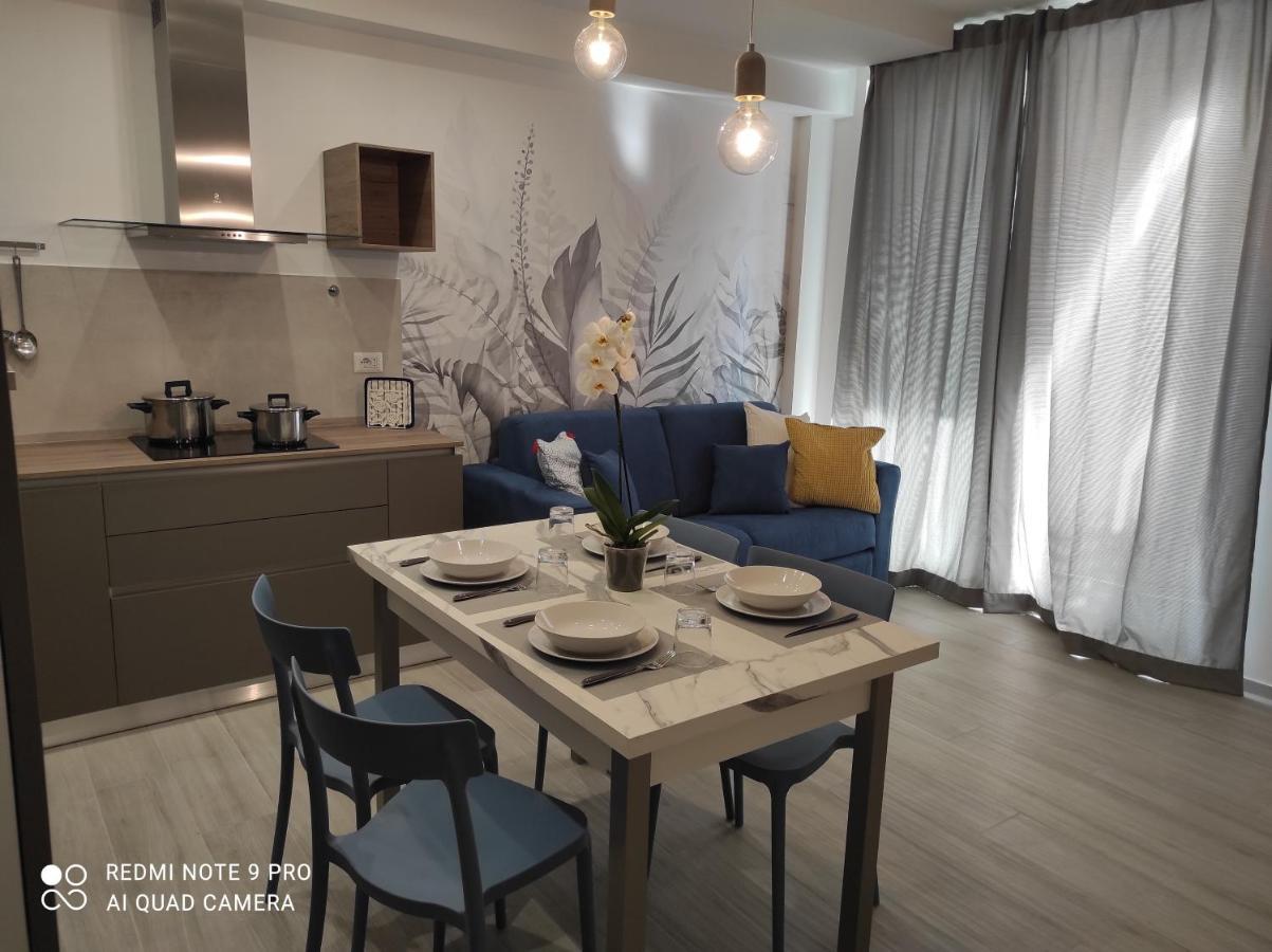 Blu Apartment Civitanova Marche Esterno foto